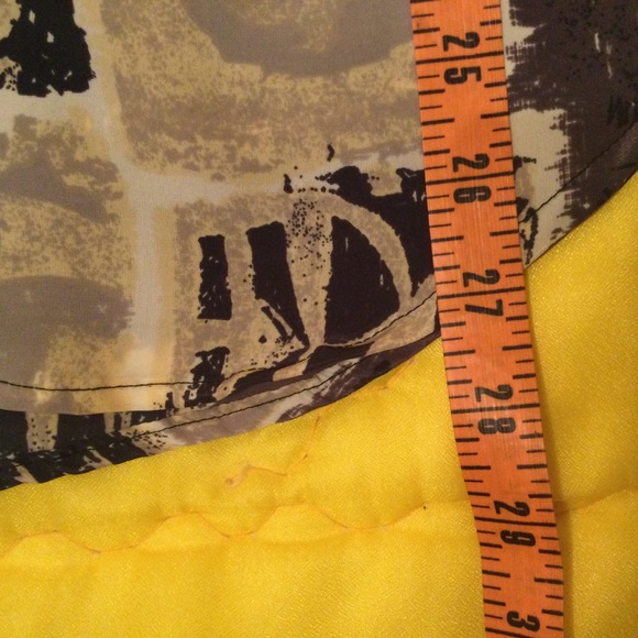 Impressions of California brown and beige pattern Blouse - Picture 7 of 7